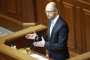 Яценюк заявил, что санкции против России достигают цели