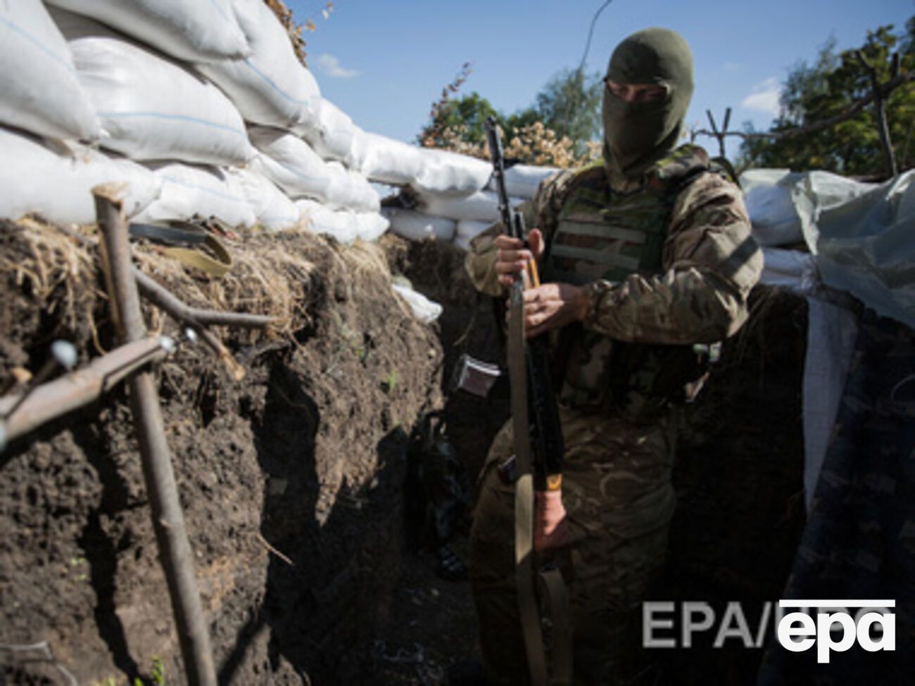 Силы АТО продолжают удерживать позиции