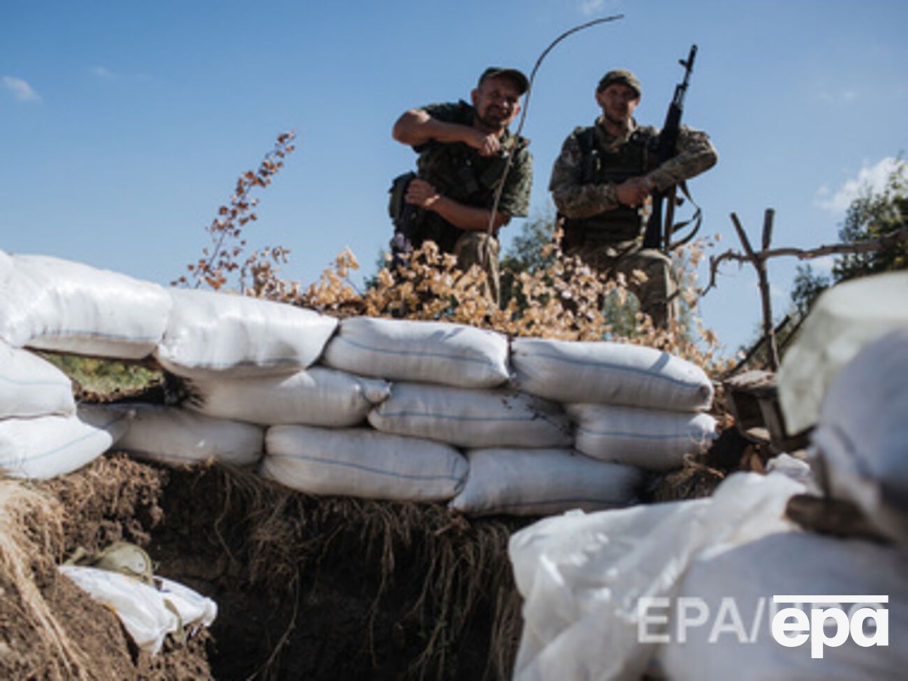 Мариуполь продолжает работать над укреплением обороны