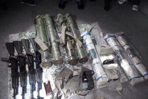 СБУ изъяла у задержанных большое количество оружия