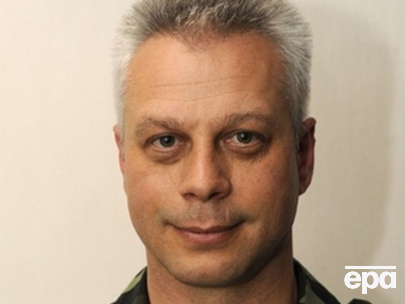 Силы АТО отбивают атаки террористов, заявил Лысенко