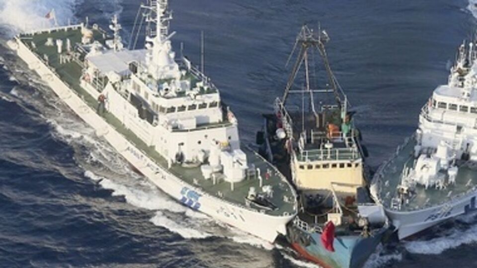 Япония проведет спасательные учения с Россией