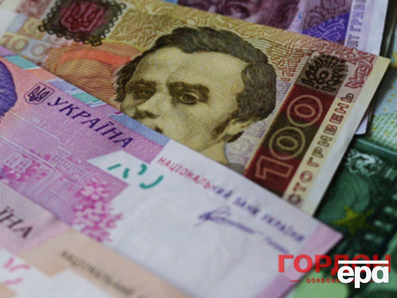 Гривна продолжает падение