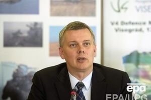 Семоняк обсудит с Гелетеем вопросы поставок оружия в Украину