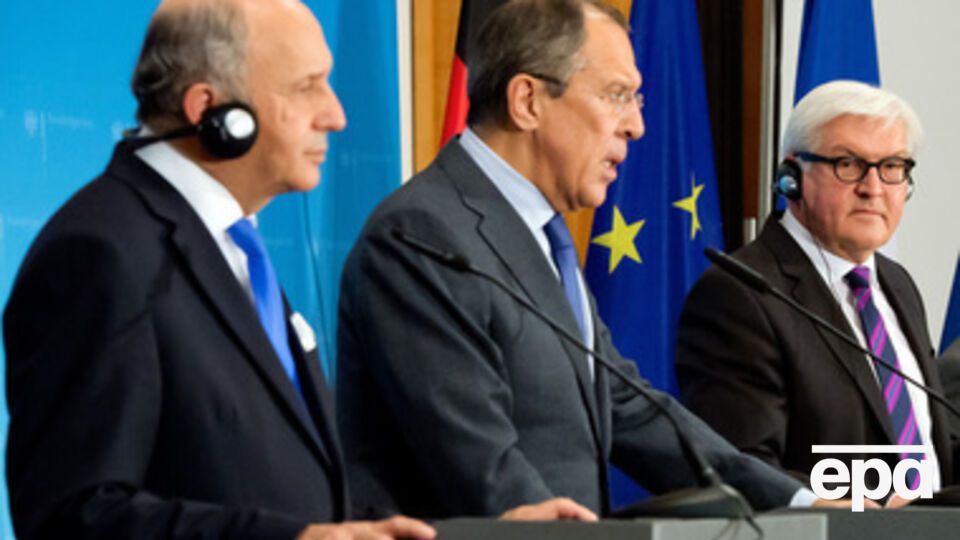 Главы МИД обсудили ситуацию на Донбассе