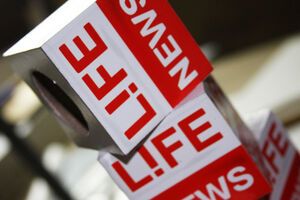 Администрация YouTube удалила страницу LifeNewsв ответ на жалобы пользователей