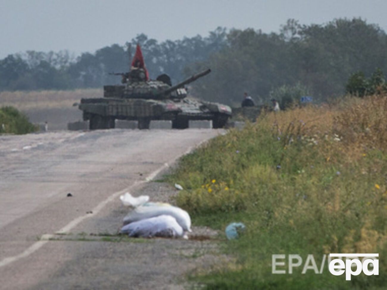 В ход идет не только стрелковое оружие, но и артиллерия