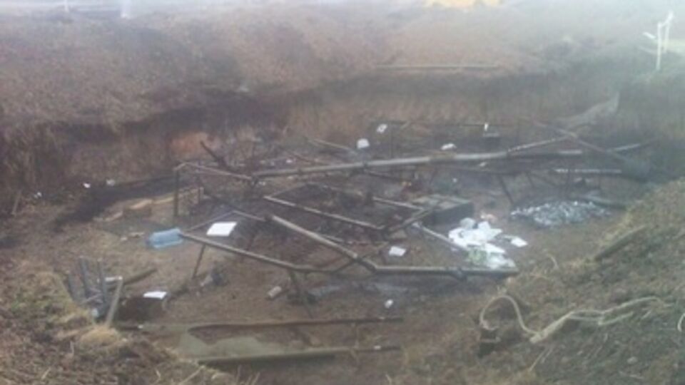 Около 300 российских пленных, которых обстреляла авиация РФ, были заперты в коровнике