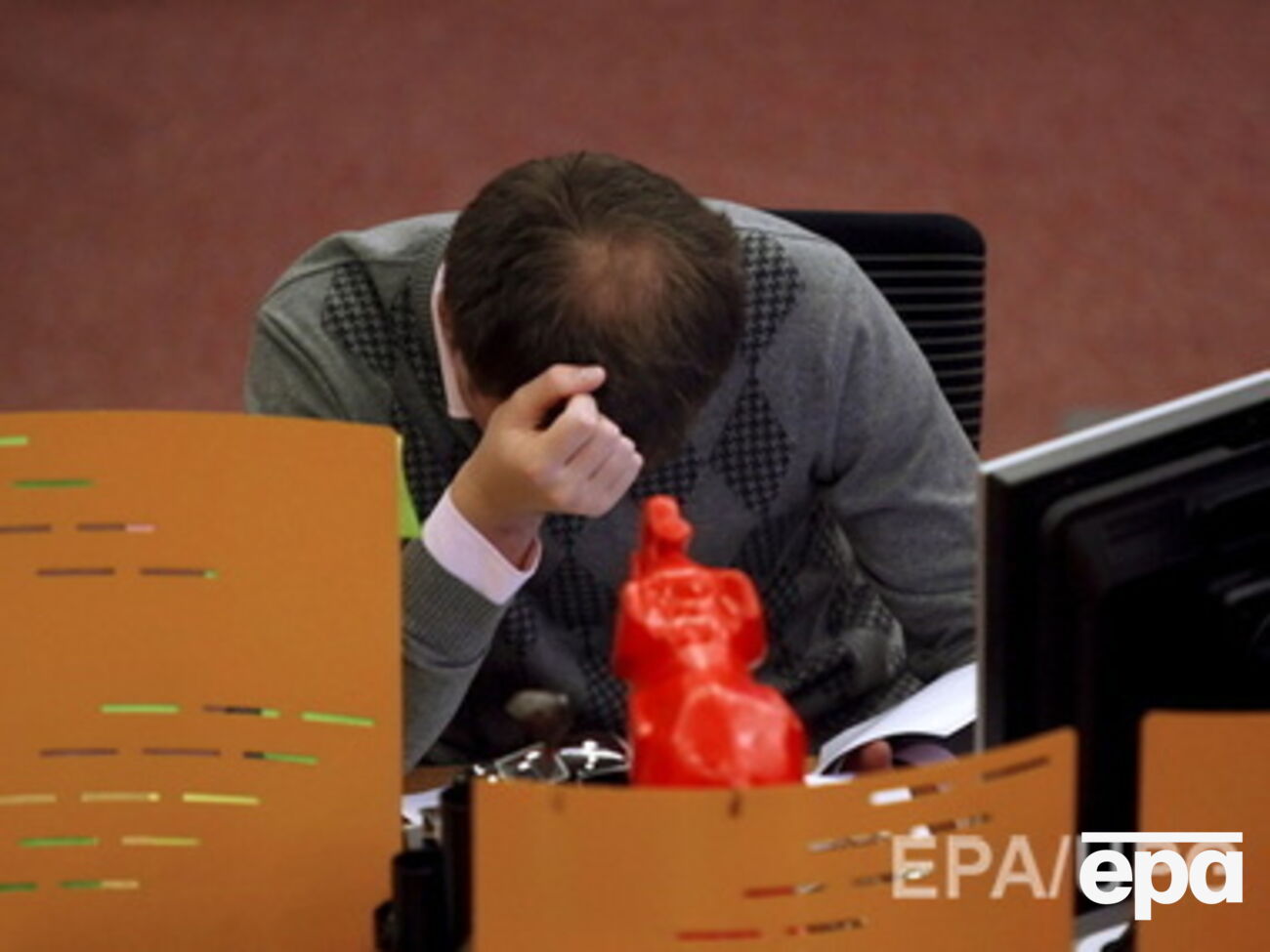 Котировки рубля бьют новые антирекорды