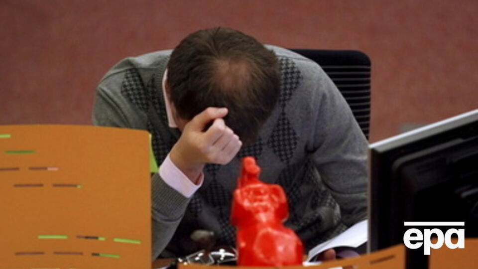 Котировки рубля бьют новые антирекорды