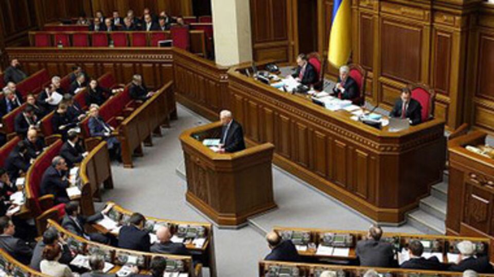 Рада будет голосовать за статус Донбасса и амнистию террористов в закрытом режиме