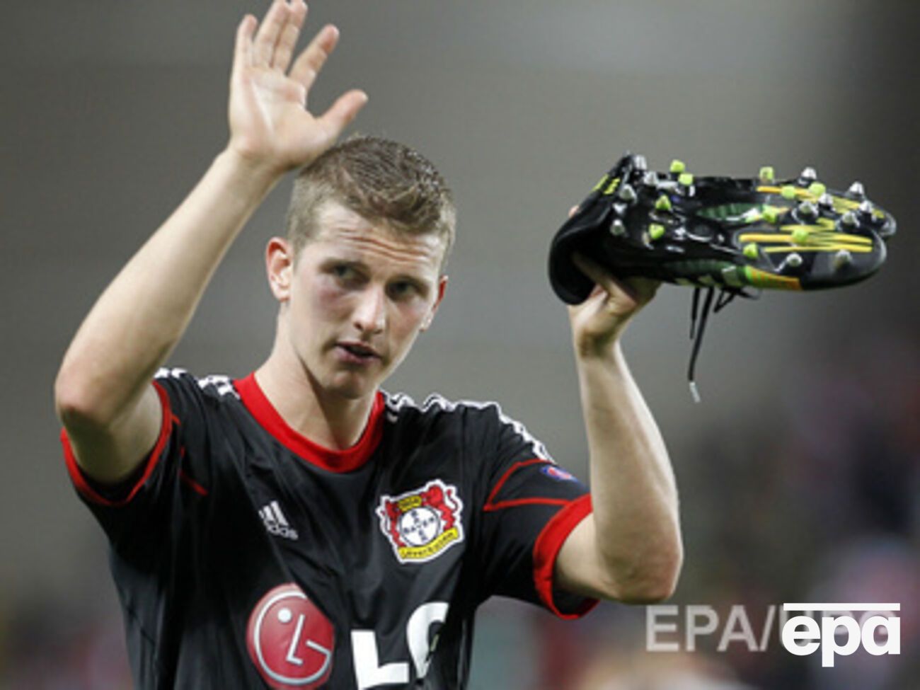 Первый раунд Лиги Чемпионов прошел без сенсаций