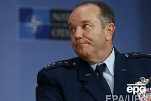 По данным Бридлава, в Украине остается около 4 батальонных тактических групп российских войск