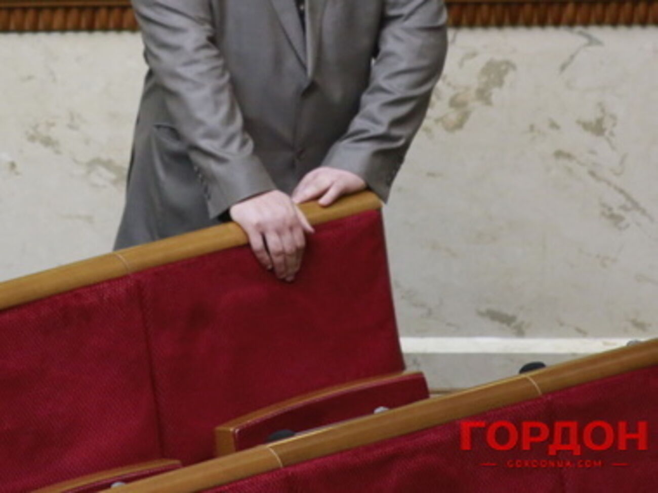 Депутатов люстрировать не будут