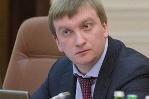 Петренко заявил, что террористов финансировать не будут