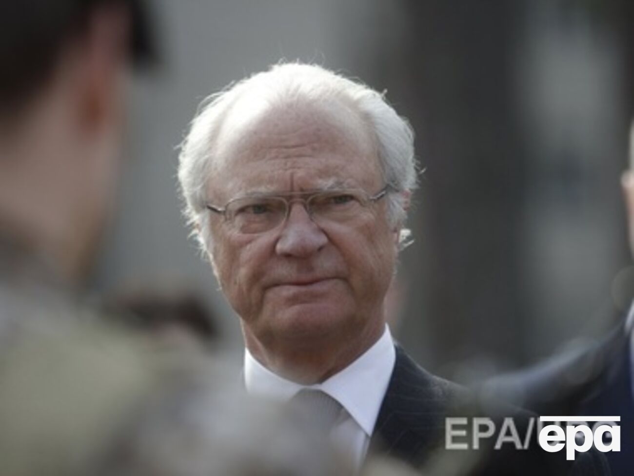 Король пережил ДТП без серьезных последствий