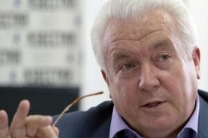 Во главе делегации усадили Владимира Олейника