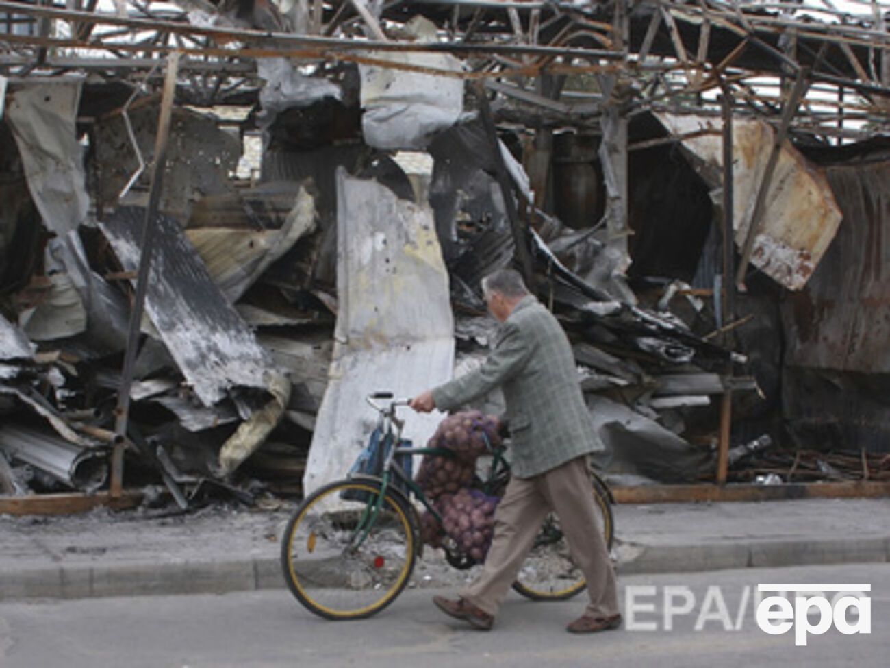 Для жителей Донецка ночь прошла "относительно тихо"