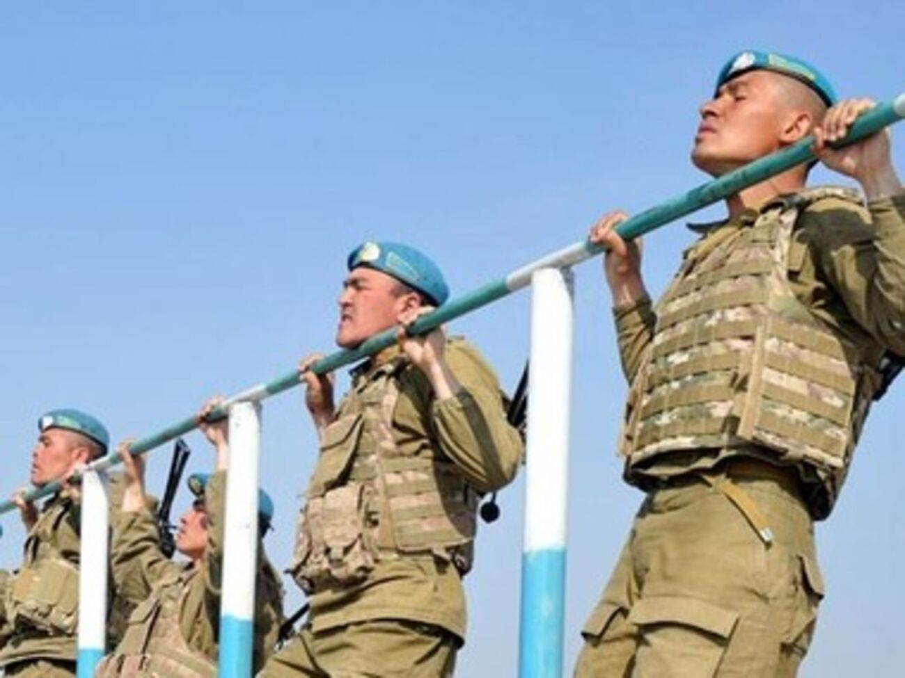Военнослужащие Казахстана не поедут в Украину