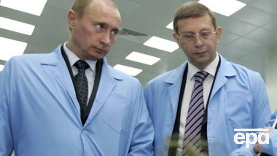 Арест Евтушенкова вызовет отток капитала из России, пишет Bloomberg