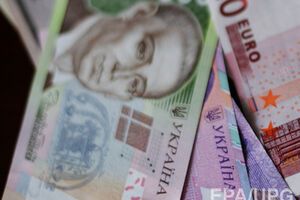 Гривна продолжает падать