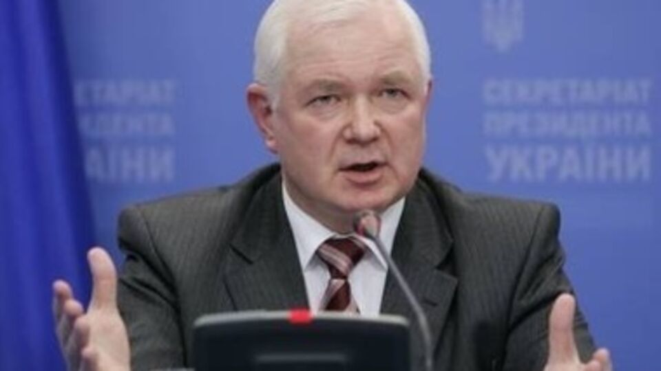 Маломуж считает, что Украине будет сложно обороняться от нападения сразу с нескольких направлений