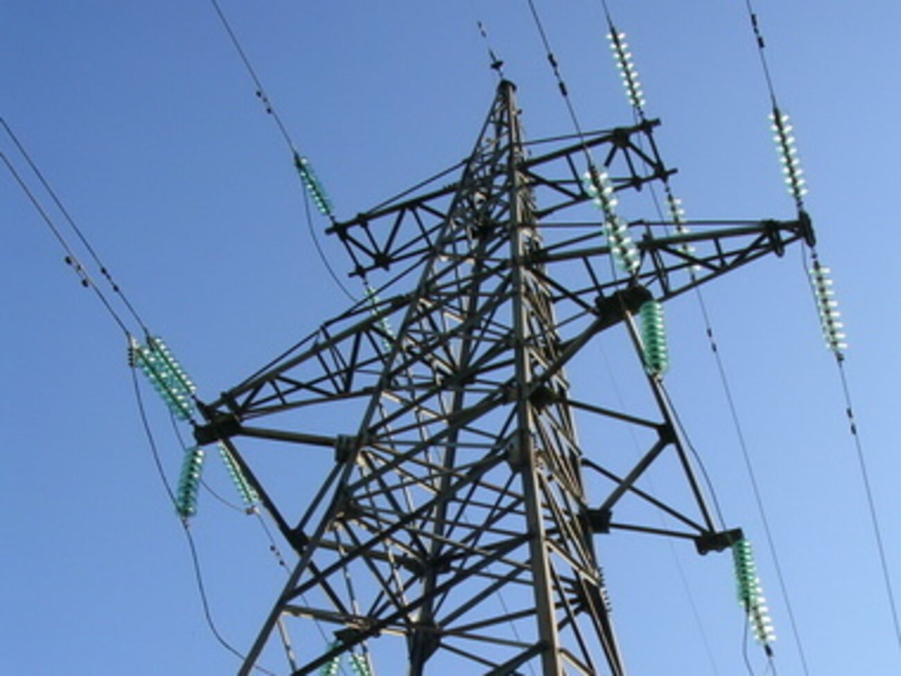 В 18 населенных пунктах электроснабжение восстановили 18 сентября