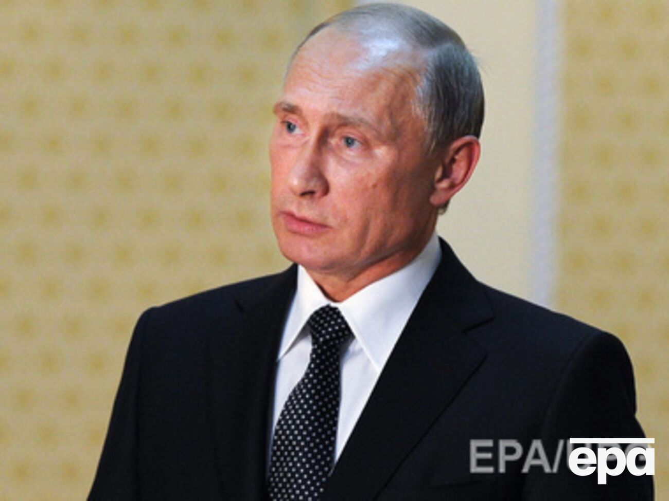 Путин согласился разговаривать только по секретной линии