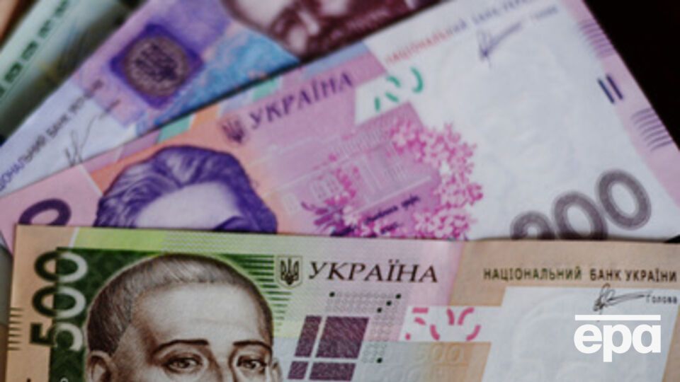 Гривна достигла межбанковского дна