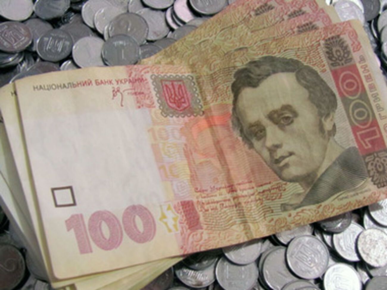 Переселенцы получают пенсии по новому месту жительства