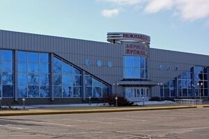 Пока в Луганск не пришла российская регулярная армия, силы АТО находились в аэропорту