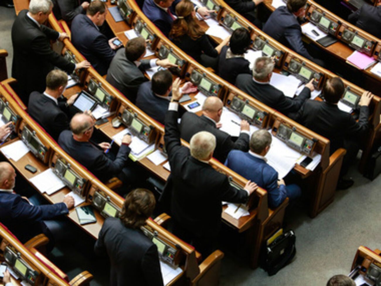 Рада освободила благотворительную помощь от налогов