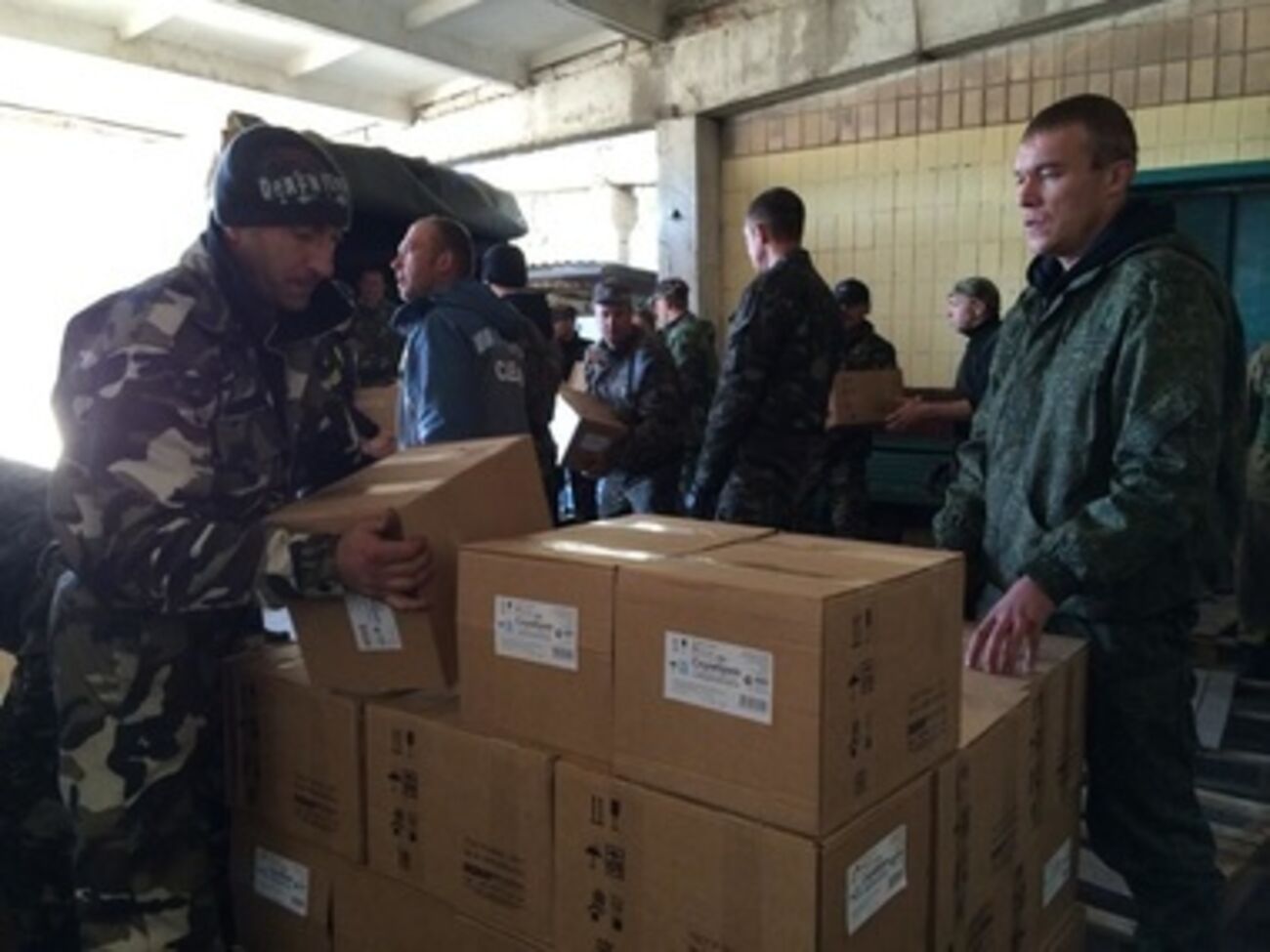 На ящиках написано, что внутри &ndash; скумбрия