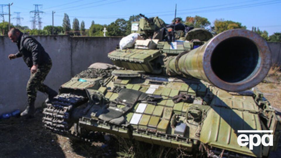 Российские военные окружили силы АТО с четырех сторон