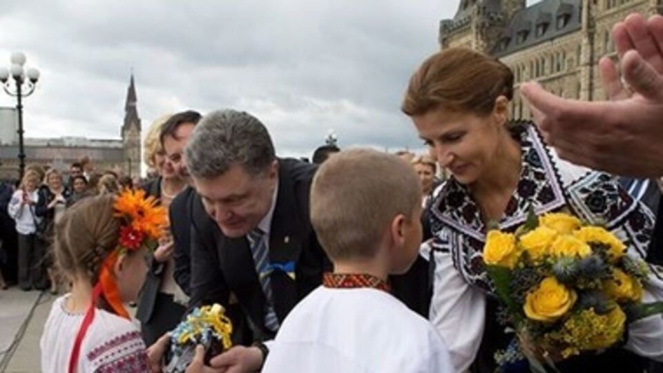 Порошенко поздравил всех с Международным днем мира