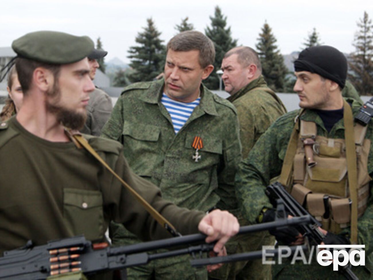 Террористы "ДНР" назвали боевиков в балаклавах бандитами