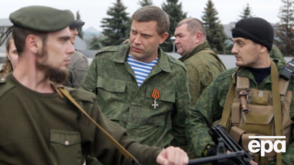 Террористы "ДНР" назвали боевиков в балаклавах бандитами