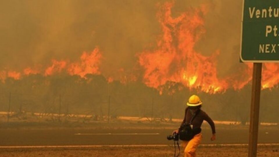 В случае чрезвычайной ситуации гражданам Украины советуют обращаться в службу спасения США