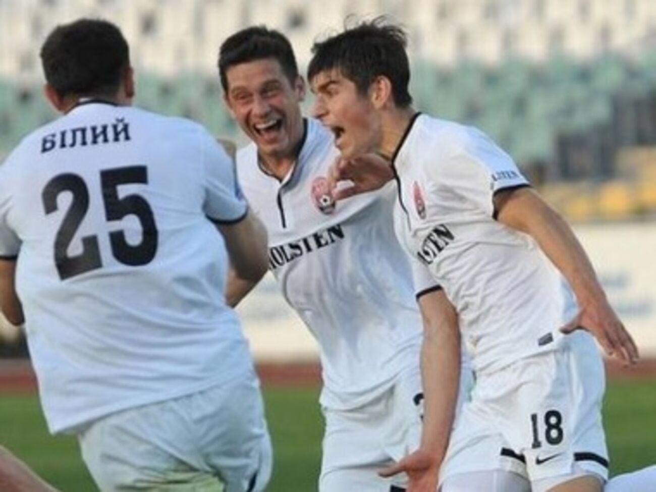 "Заря" обыграла "Шахтер"