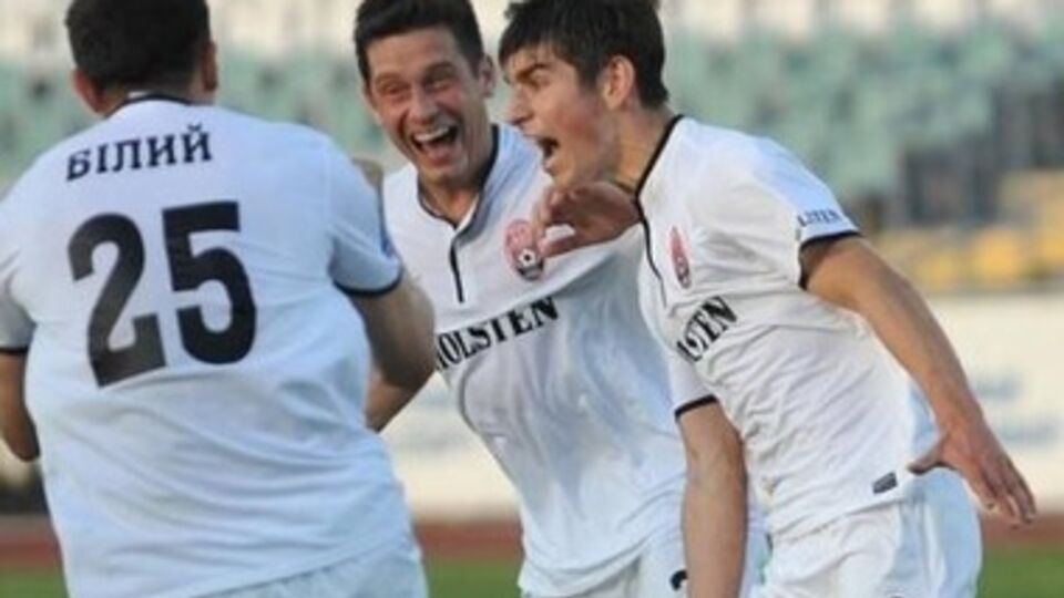 "Заря" обыграла "Шахтер"