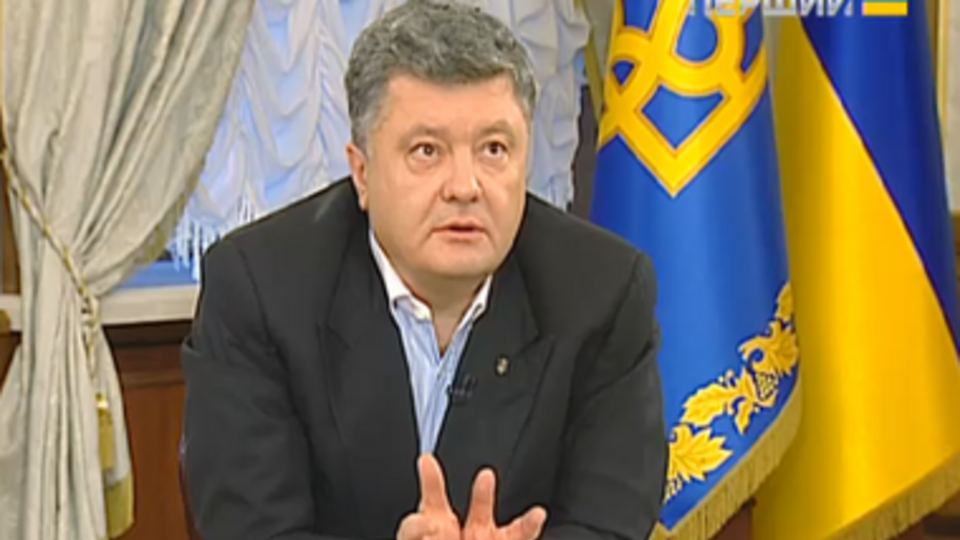 Порошенко собирается выиграть войну не только военными способами