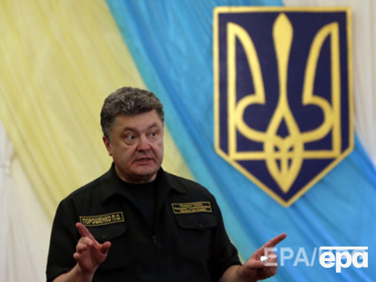 Порошенко заявил, что на передовой боевики уничтожили до 65% украинской техники
