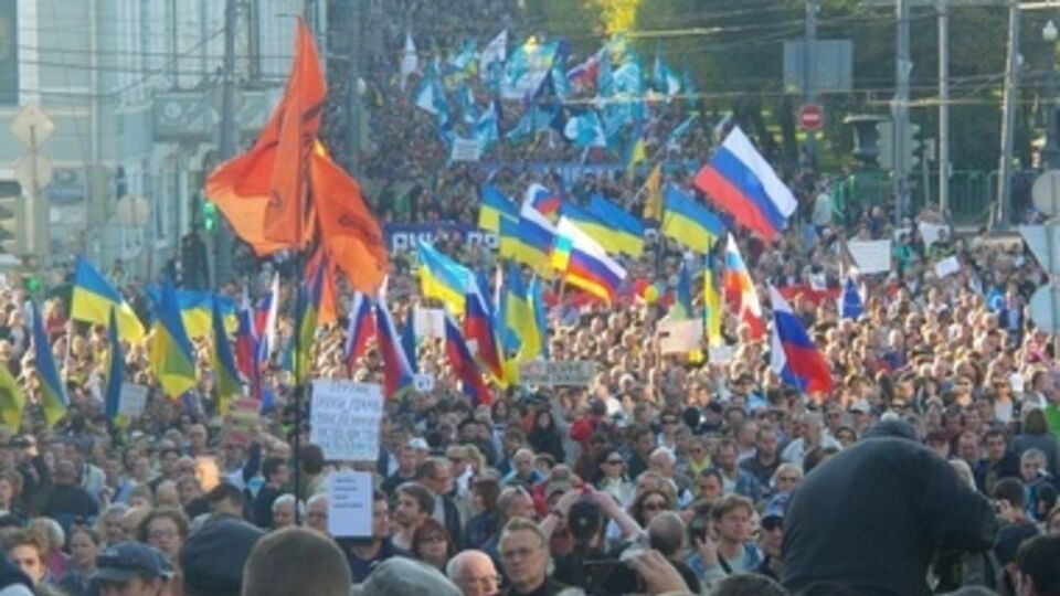 Надо же, опять никто не пришел, иронизирует Навальный