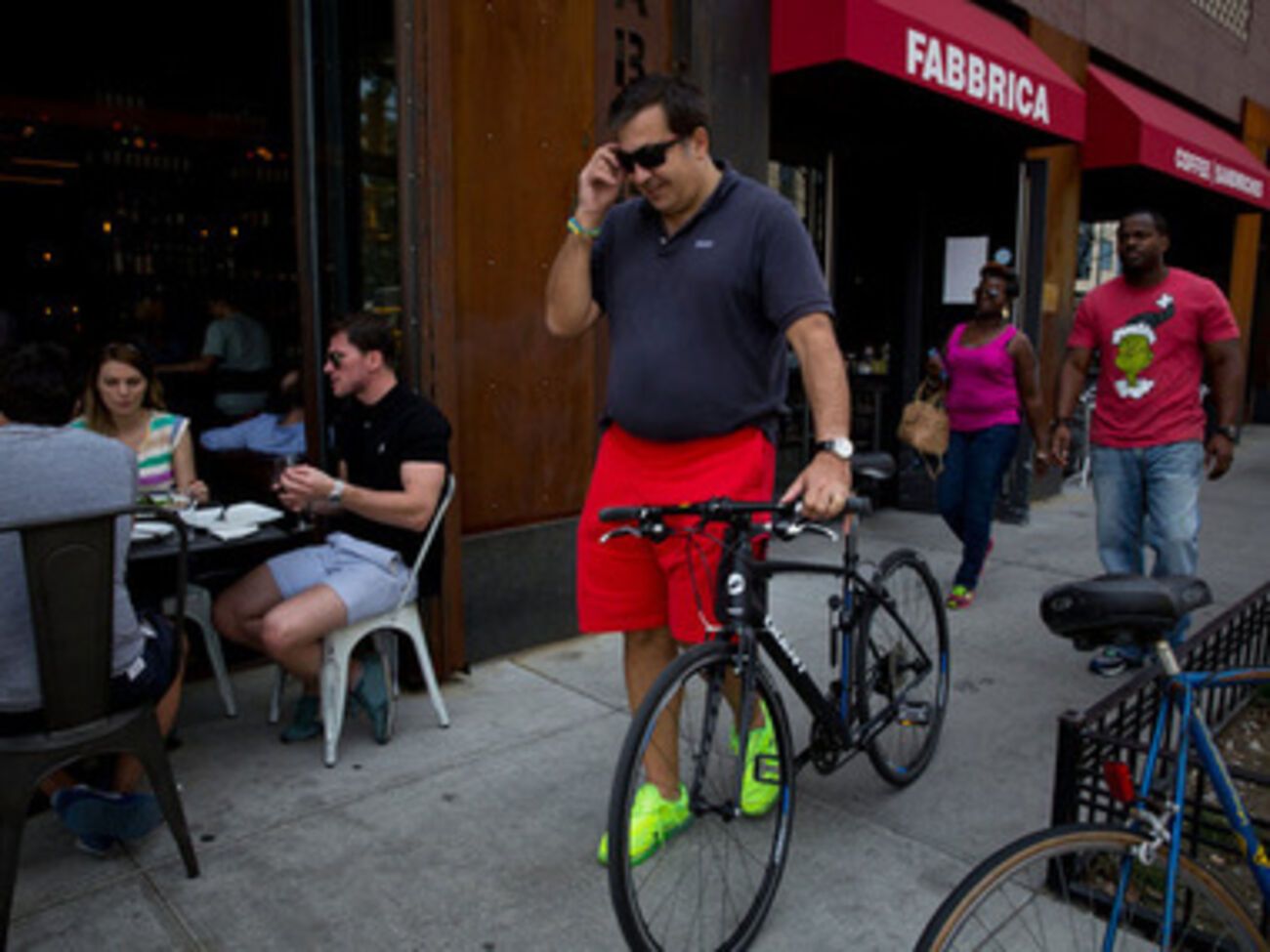 Саакашвили предпочитает модные кроссовки