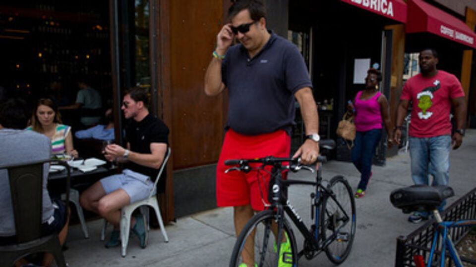 Саакашвили предпочитает модные кроссовки