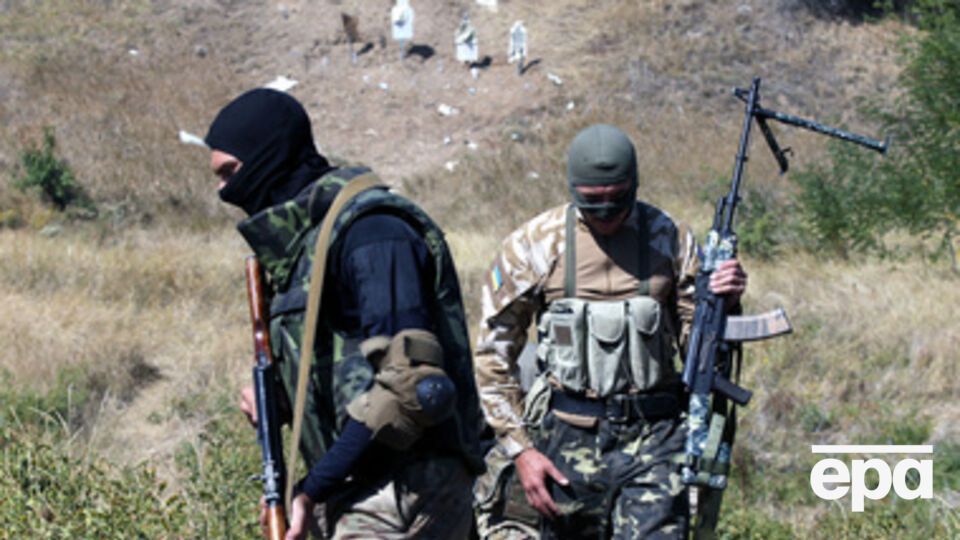 Под Мариуполем продолжаются обстрелы