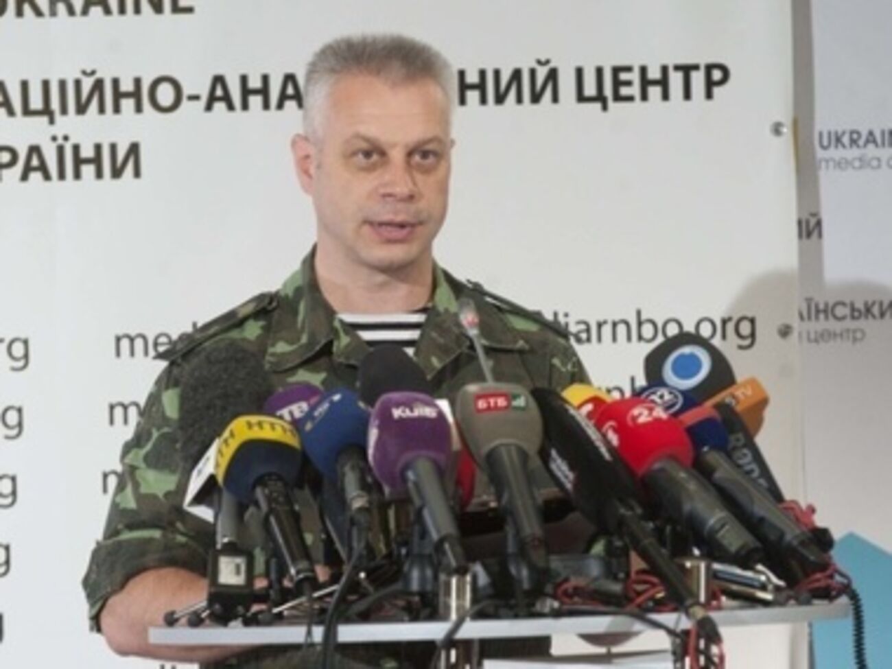 Обмен заложниками продолжается, заявили в СНБО