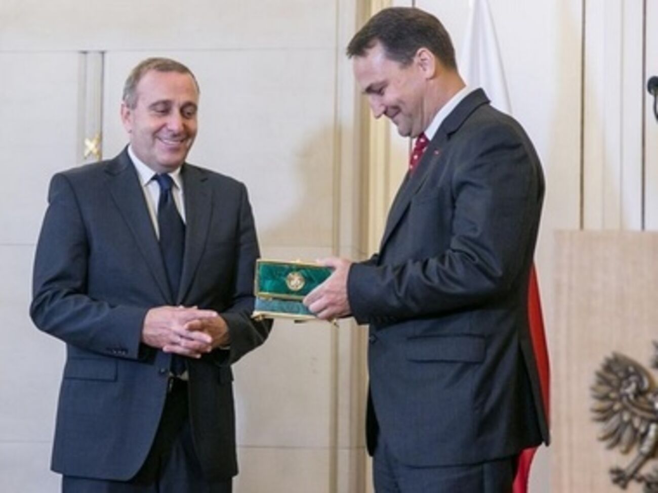 Сикорский передал пост главы МИД Польши Схетине