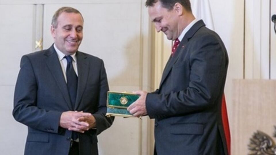 Сикорский передал пост главы МИД Польши Схетине