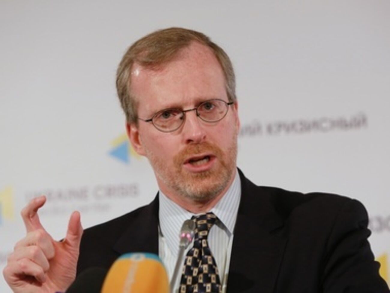 Крамер раскритиковал отказ поставлять Украине оружие